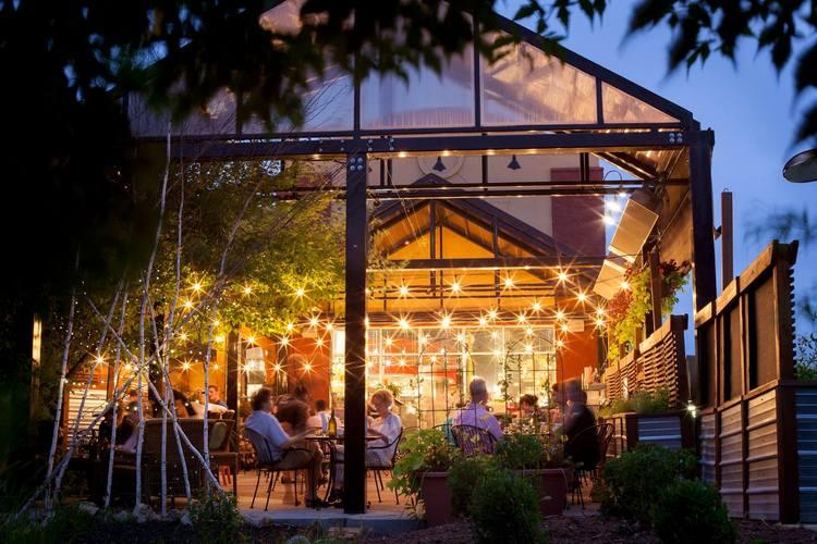 Top 10 Outdoor Rochester Restaurants