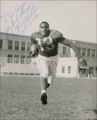 Rams' Kenny Washington helped re-integrate the NFL in 1946